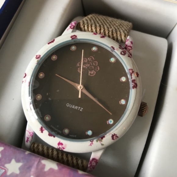 Wallflower Accessories - Wallflower NEW Tan Pink Floral Watch Analog